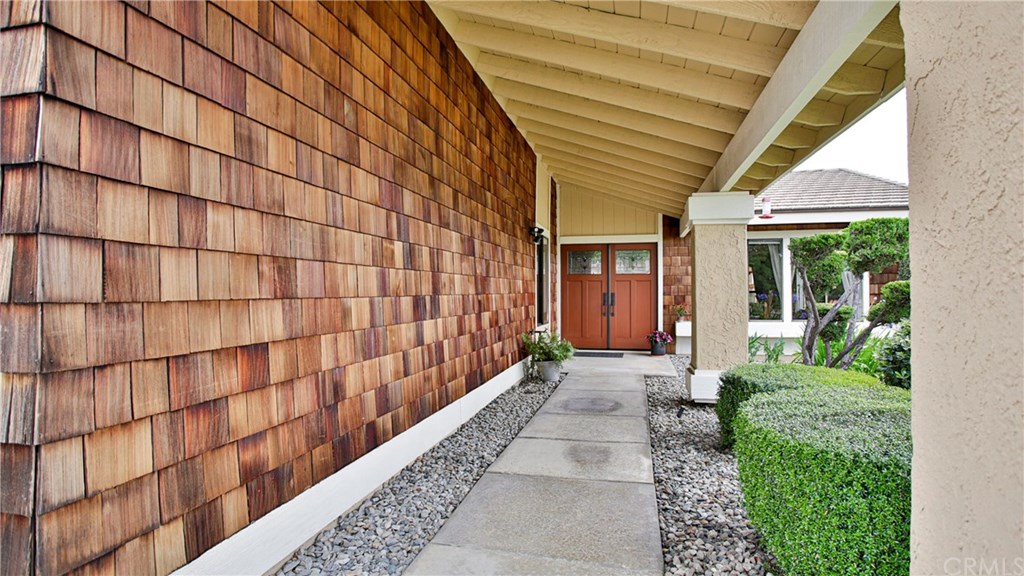 2268 O'Malley Avenue Upland, CA 91784 - Photo 3 of 39