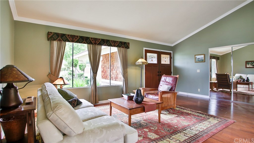 2268 O'Malley Avenue Upland, CA 91784 - Photo 5 of 39