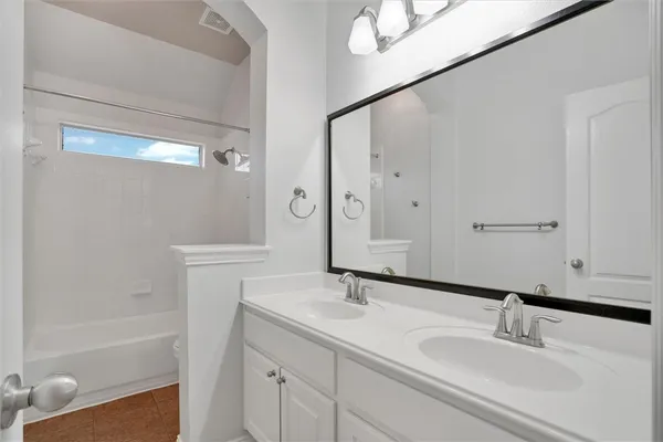 $2,750 | 2001 Singing Hills, Leander, TX 78641