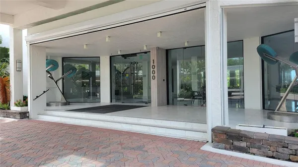 $4,000 | 1000 Longboat Club Road, Unit 406, Longboat Key, FL 34228