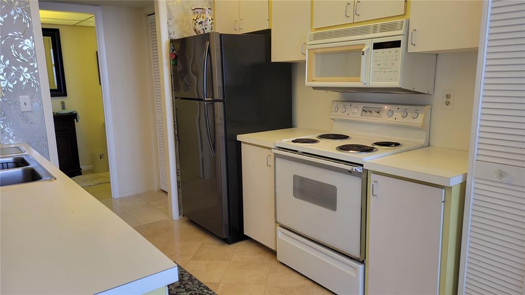 1000 Longboat Club Road, Unit 406 Longboat Key, FL 34228 - Photo 4 of 48