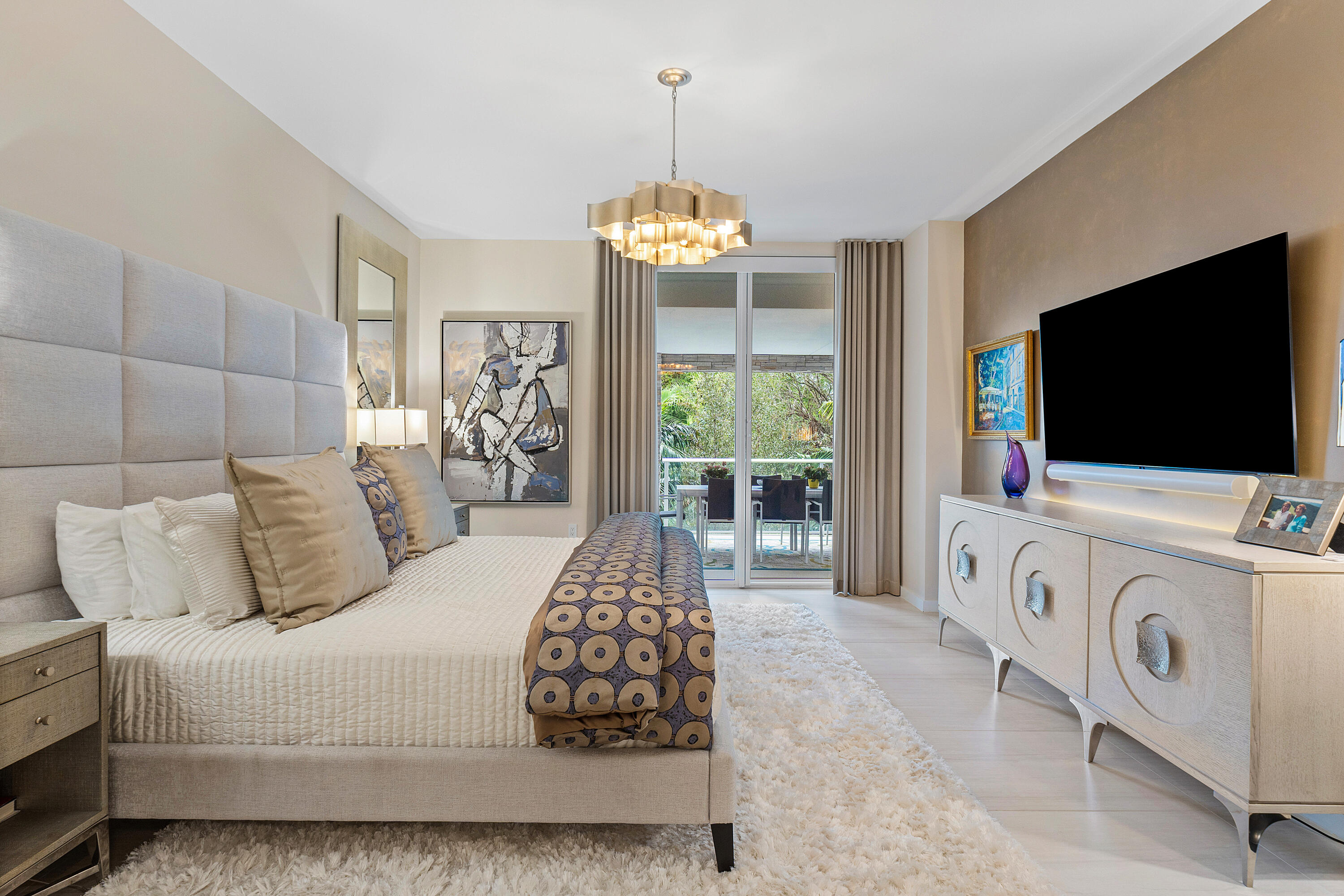 200 Southeast Mizner Boulevard, Unit 216 Boca Raton, FL 33432 - Photo 13 of 59 Primary Suite
