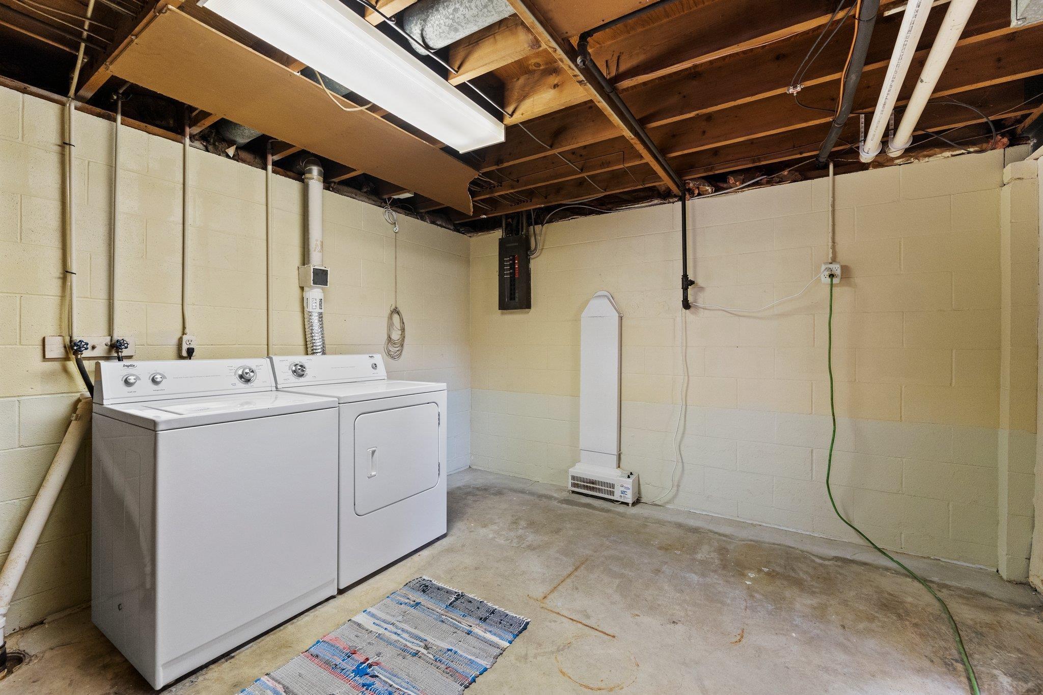 1521 Cinnamon Road Fort Wayne, IN 46825 - Photo 26 of 34 Gallery Image 26