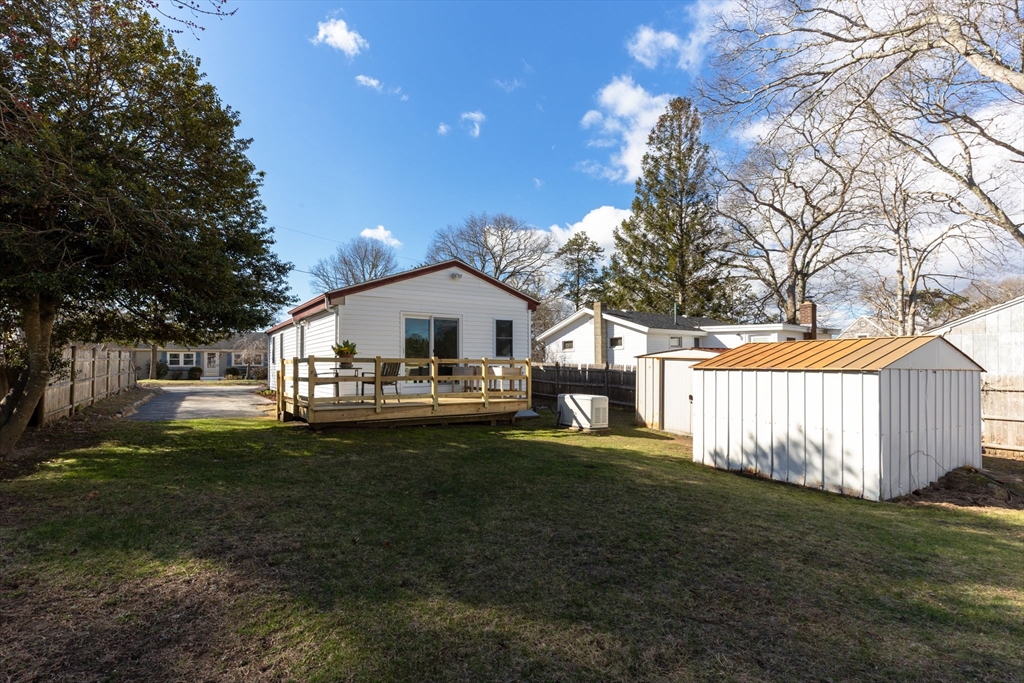 10 Regent Avenue Wareham, MA 02571 - Photo 7 of 39