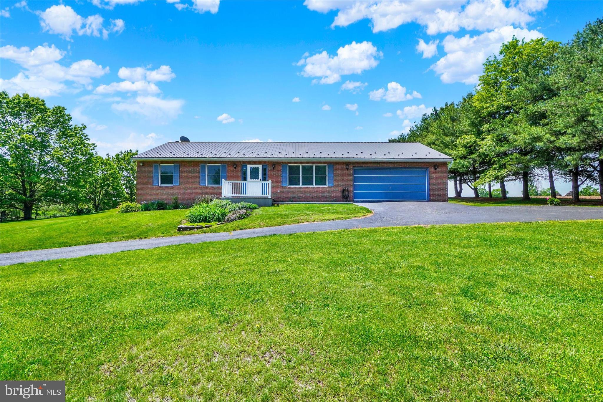 9211 Carlisle Road Wellsville, PA 17365 - Photo 3 of 33 Gallery Image 3