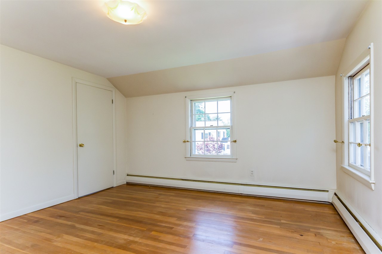1029 Ray Street Manchester, NH 03104 - Photo 22 of 34 Gallery Image 22