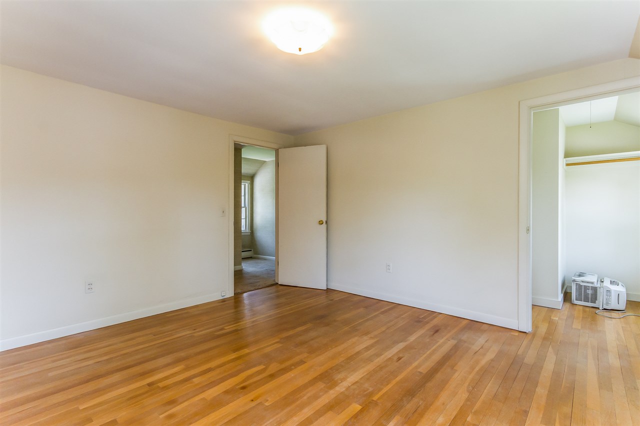 1029 Ray Street Manchester, NH 03104 - Photo 23 of 34 Gallery Image 23