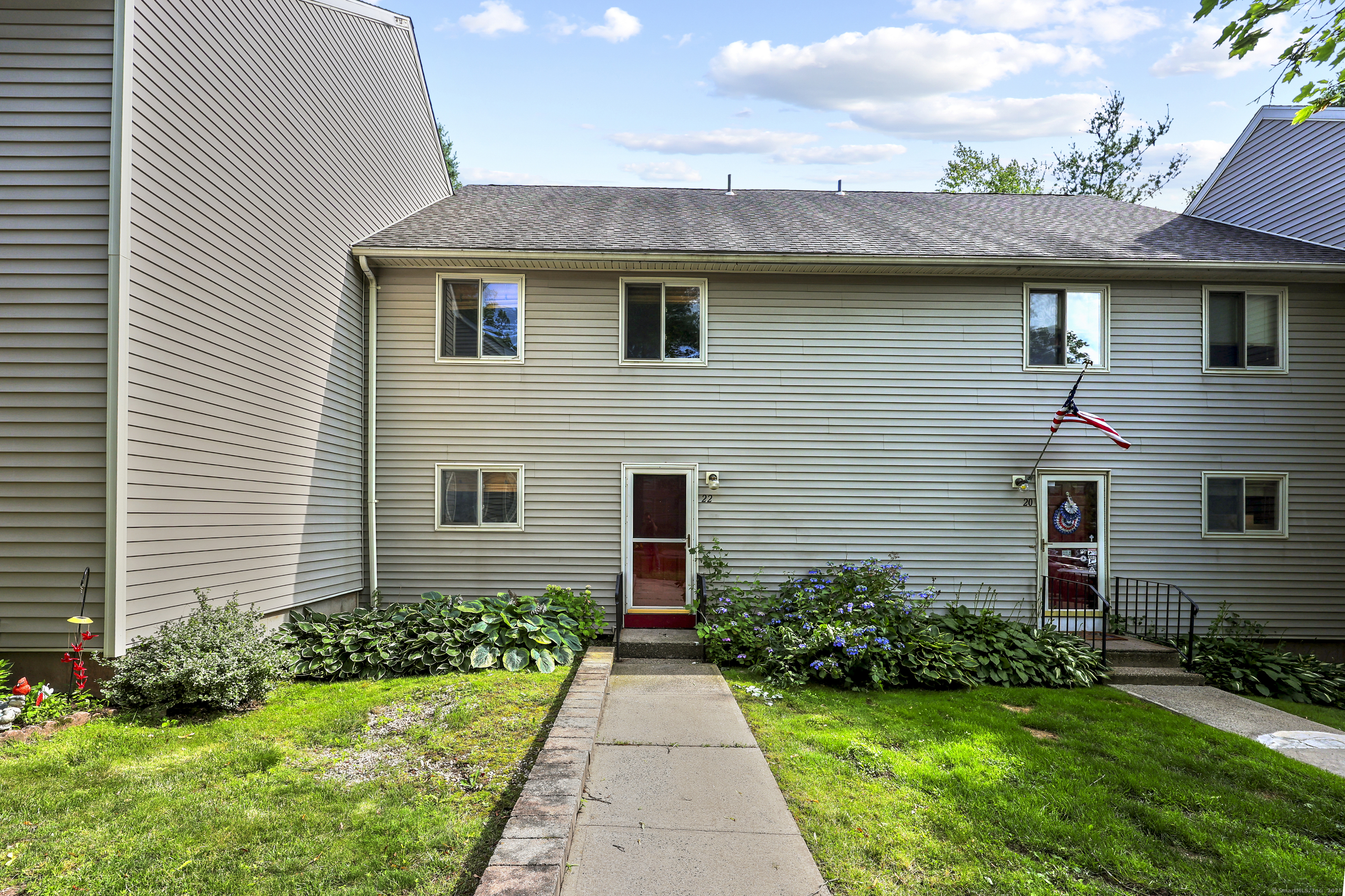 22 Mohawk Court, Unit 22 Cromwell, CT 06416 - Photo 1 of 1