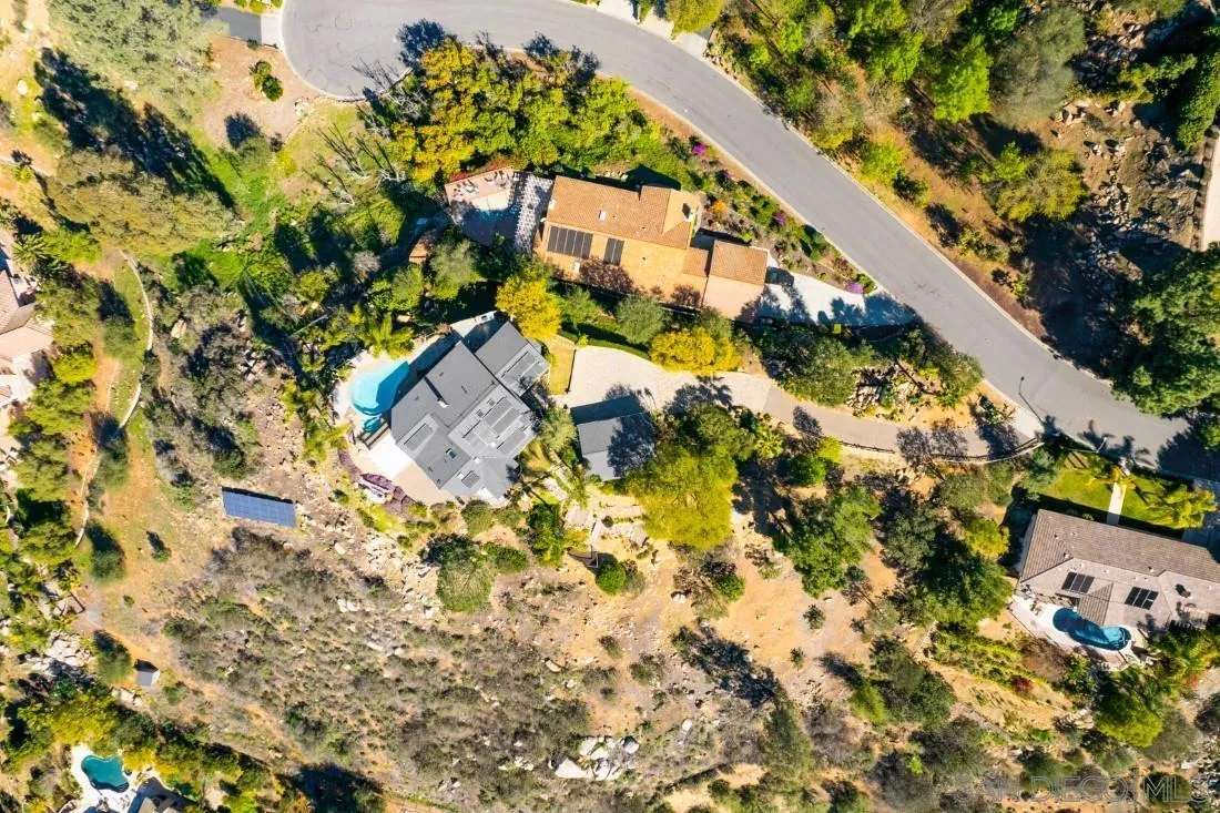 16033 Stoney Acres Road Poway, CA 92064 - Photo 5 of 60