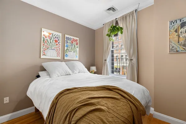 $675,000 | 371 Hanover Street, Unit 2, Boston, MA 02113