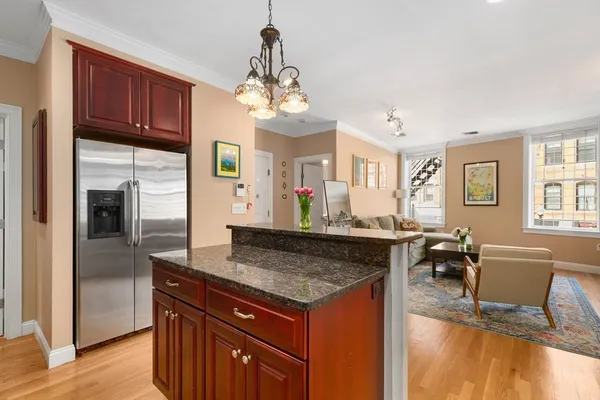 $675,000 | 371 Hanover Street, Unit 2, Boston, MA 02113