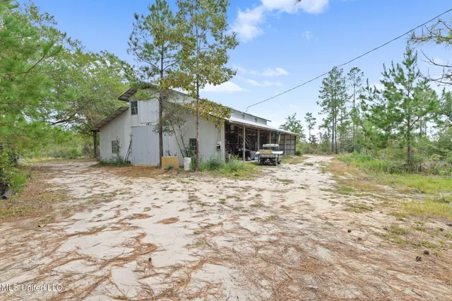 $1,550,000 | 454 Earlville Road, Lucedale, MS 39452