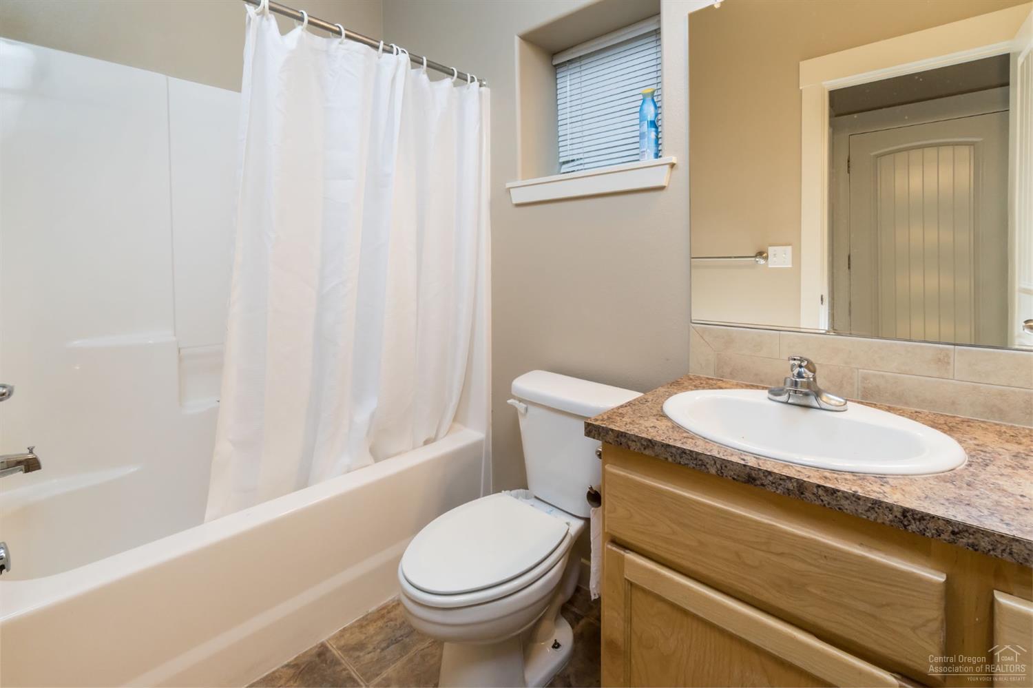 63205 Boyd Acres Road Bend, OR 97701 - Photo 11 of 19 Additional Photo