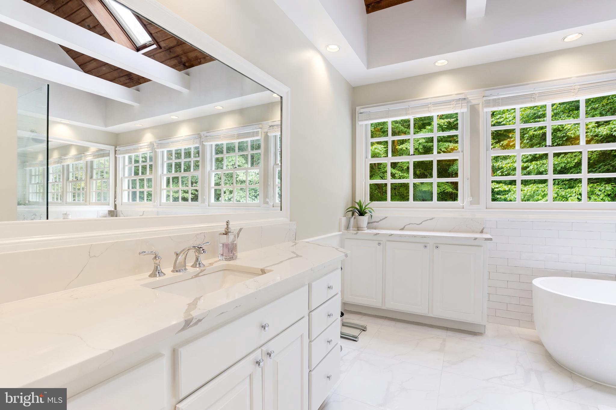 8523 Georgetown Pike McLean, VA 22102 - Photo 20 of 90 Renovated master bath