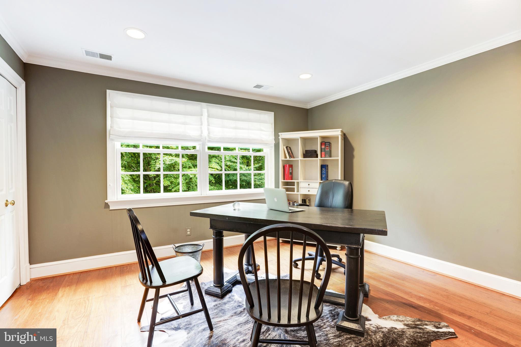 8523 Georgetown Pike McLean, VA 22102 - Photo 42 of 90 Upstairs bedroom/office space