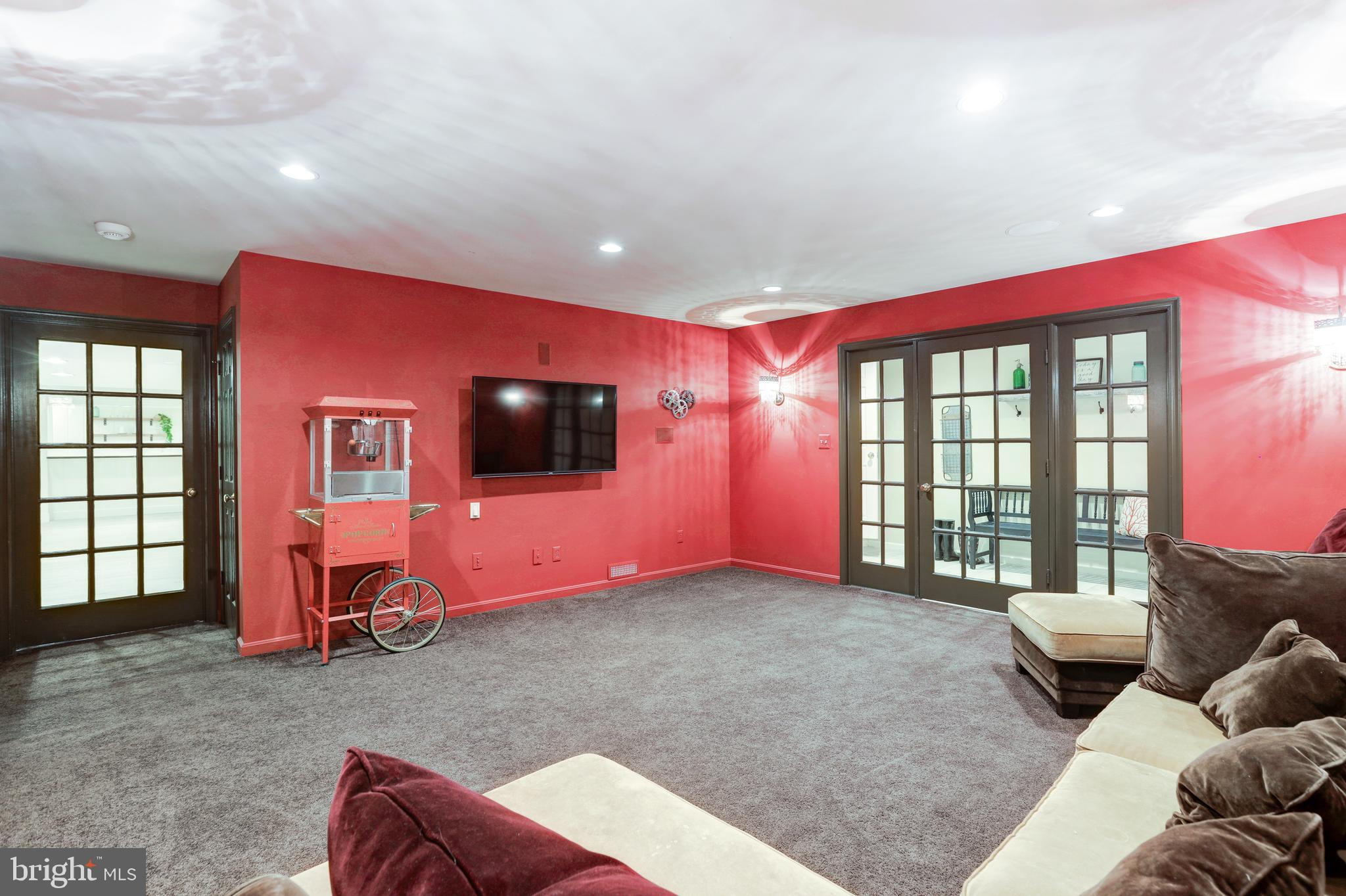 8523 Georgetown Pike McLean, VA 22102 - Photo 53 of 90