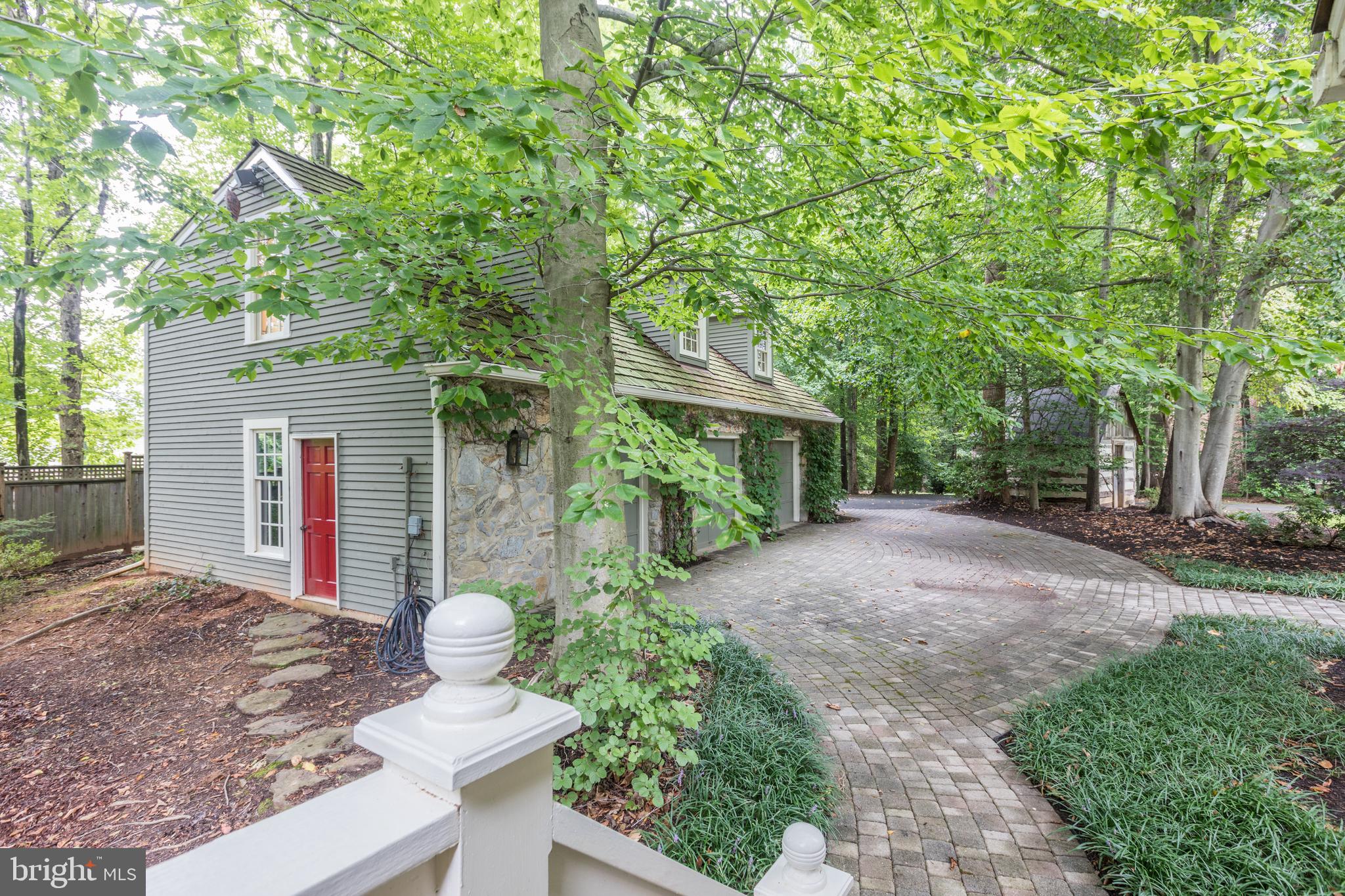 8523 Georgetown Pike McLean, VA 22102 - Photo 64 of 90 Path to carriage house