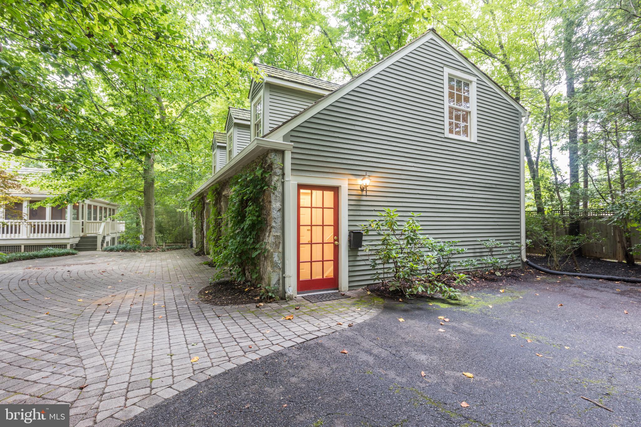 8523 Georgetown Pike McLean, VA 22102 - Photo 66 of 90 Perfect place to escape, house guests, etc!