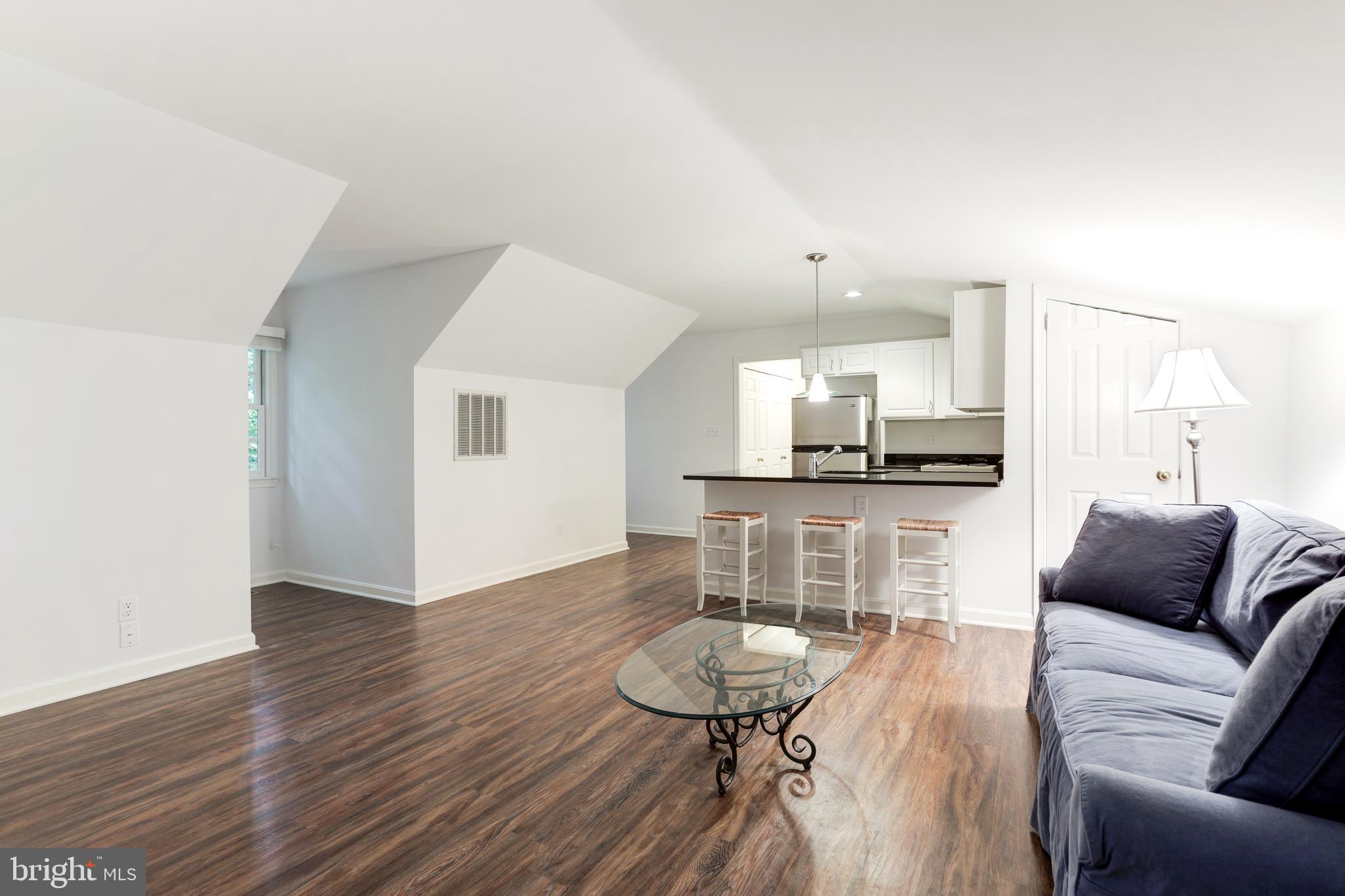 8523 Georgetown Pike McLean, VA 22102 - Photo 68 of 90 In-law suite, updated carriage house