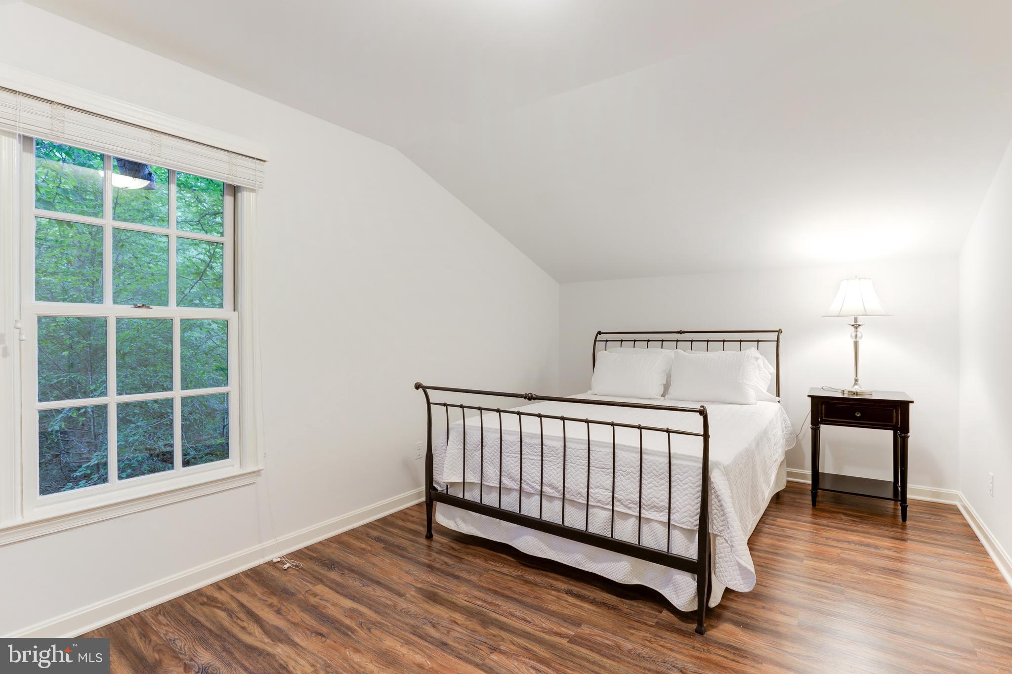 8523 Georgetown Pike McLean, VA 22102 - Photo 72 of 90 Carriage house bedroom