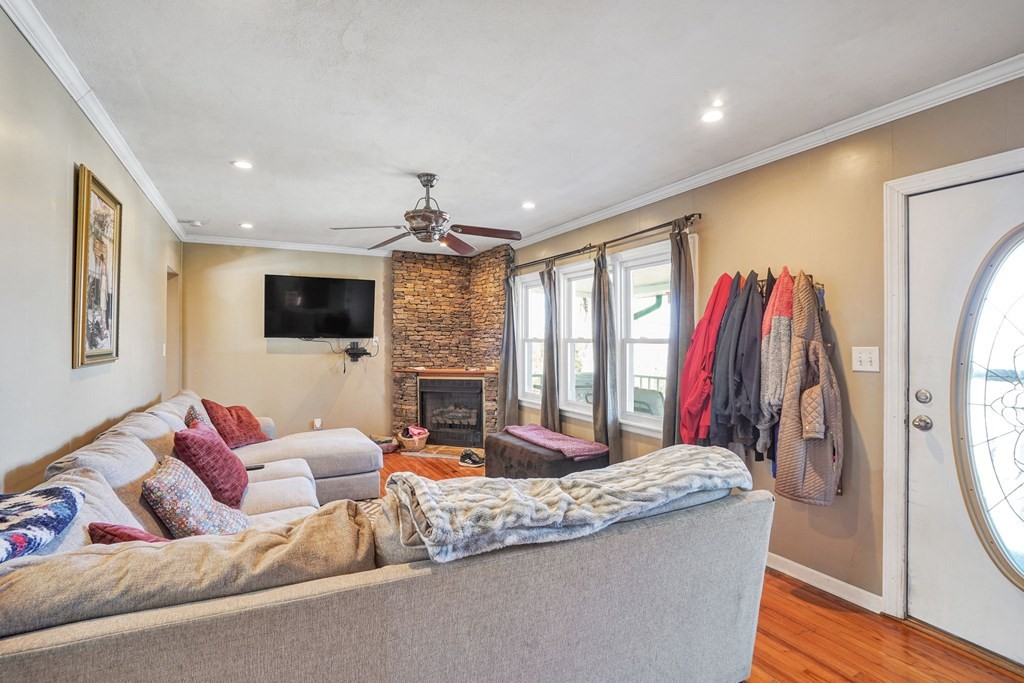 1801 Spring Place Road Southeast Cleveland, TN 37311 - Photo 6 of 20 Gallery Image 6