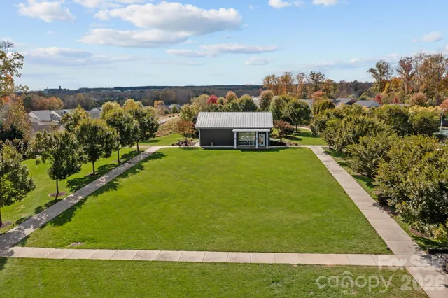 $610,000 | 495 Granite Lake Court, Denver, NC 28037