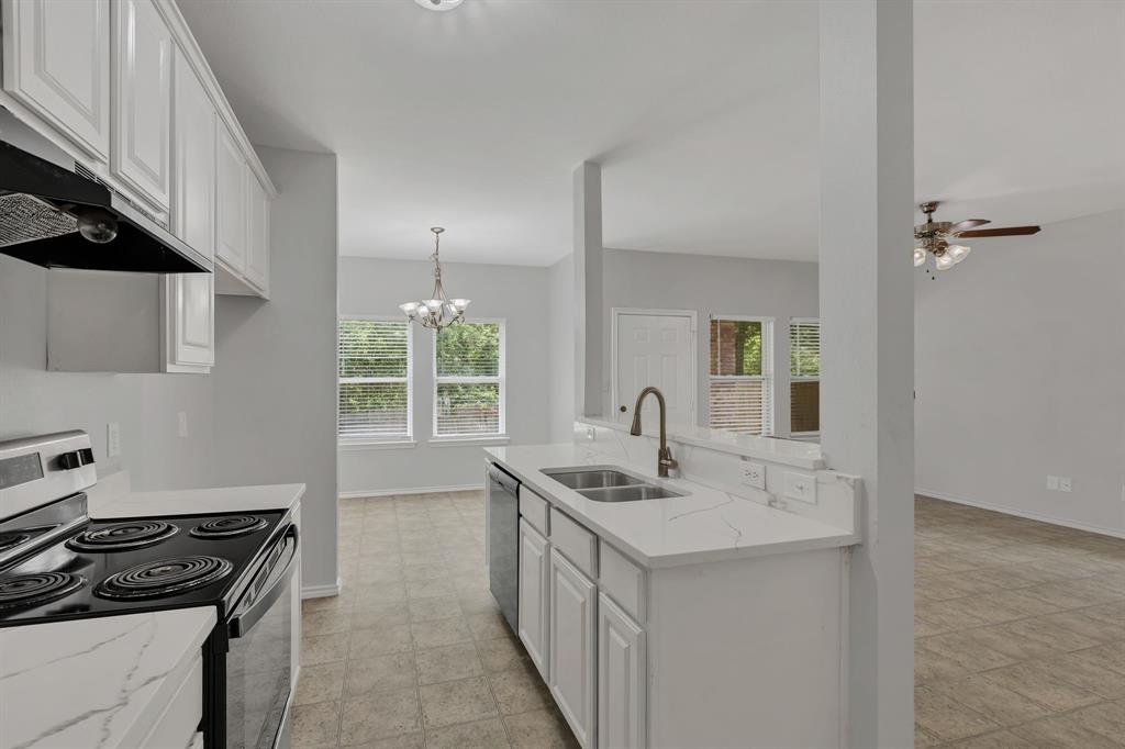 709 Parkplace Ridge Princeton, TX 75407 - Photo 15 of 23