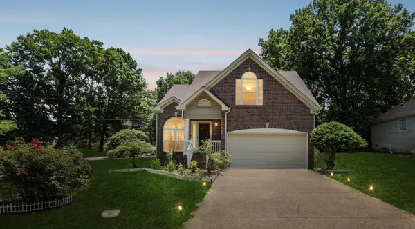 $400,000 | 1001 Brookside Woods Boulevard, Hermitage, TN 37076