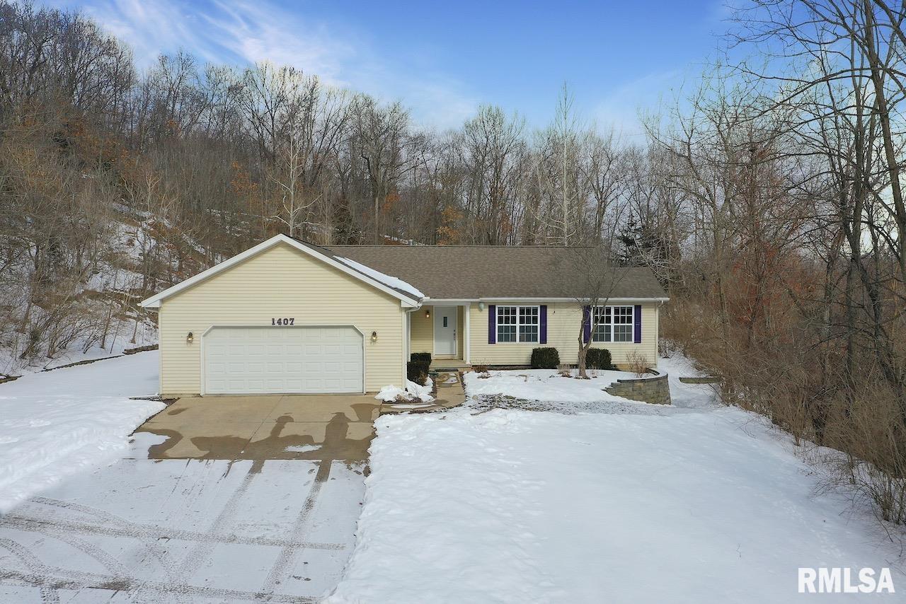1407 North Kickapoo Creek Road Peoria, IL 61604 - Photo 1 of 37 Gallery Image 1
