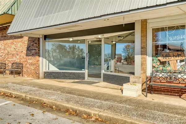 $139,995 | 110 West Gallatin Street, Adairville, KY 42202