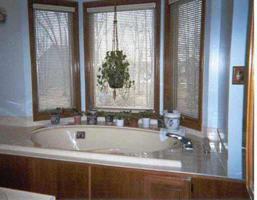 9313 Timber Ridge Court Fort Wayne, IN 46804 - Photo 6 of 7 Gallery Image 6