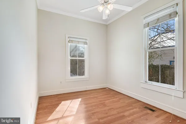 $1,995 | 8753 Signal Hill Road, Unit 2, Manassas, VA 20110