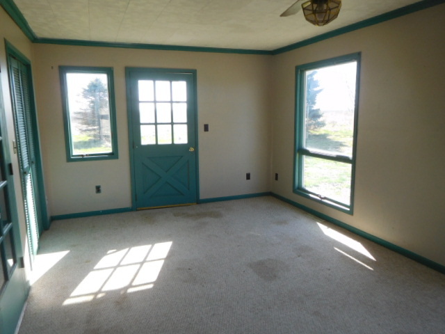 26036 Greenleaf Road Farmer City, IL 61842 - Photo 4 of 12