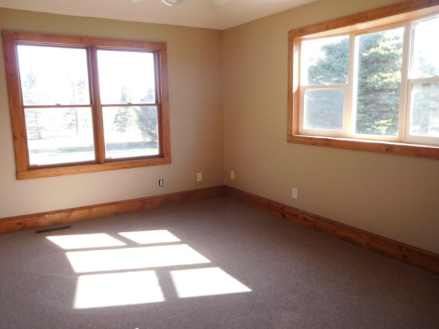 26036 Greenleaf Road Farmer City, IL 61842 - Photo 8 of 12