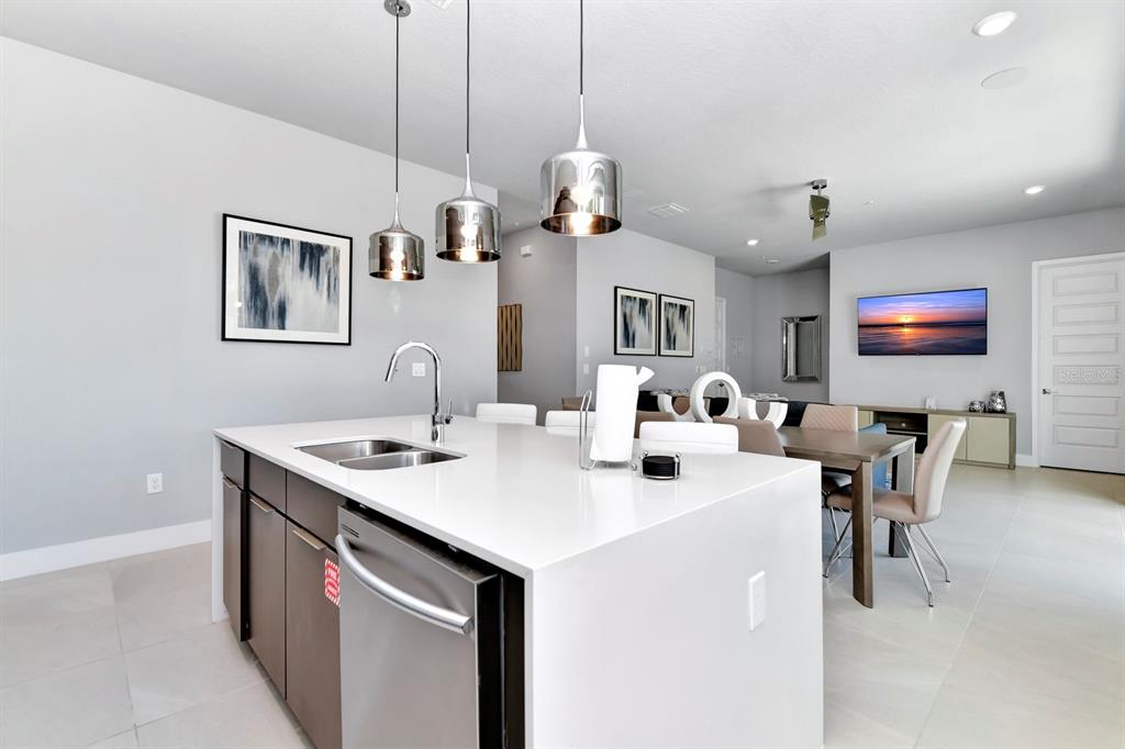 7740 Sandy Ridge Drive, Unit 113 Reunion, FL 34747 - Photo 18 of 40