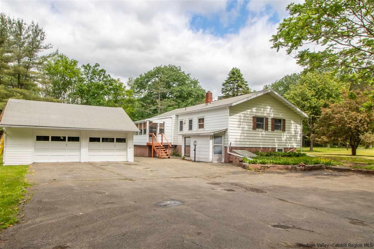 93 Mountain Road Shokan, NY 12481 - Photo 2 of 25 Photo 2