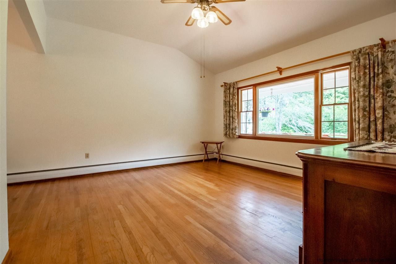 93 Mountain Road Shokan, NY 12481 - Photo 6 of 25 Photo 6