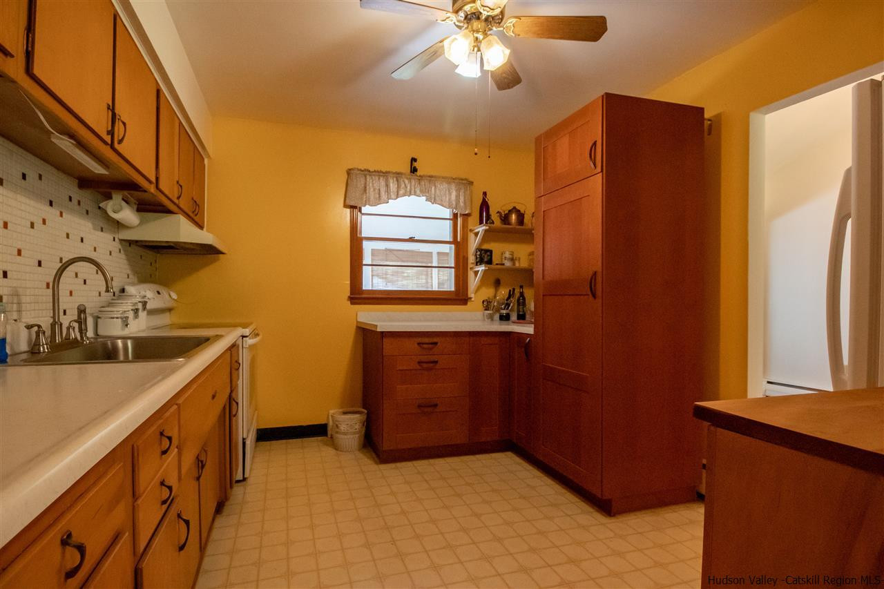 93 Mountain Road Shokan, NY 12481 - Photo 9 of 25 Photo 9