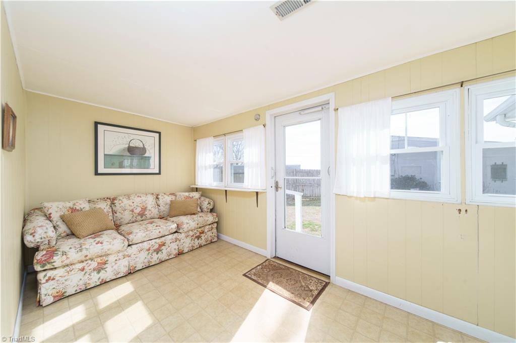 6050 Belews Creek Road Walkertown, NC 27051 - Photo 12 of 41