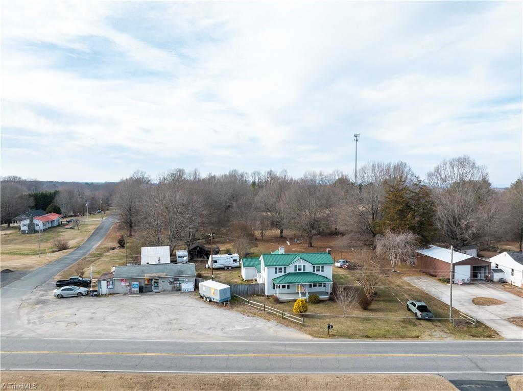 6050 Belews Creek Road Walkertown, NC 27051 - Photo 26 of 41