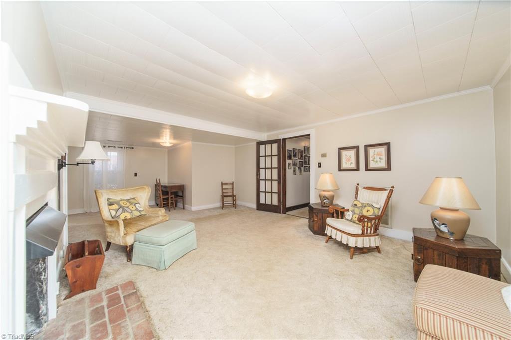 6050 Belews Creek Road Walkertown, NC 27051 - Photo 4 of 41