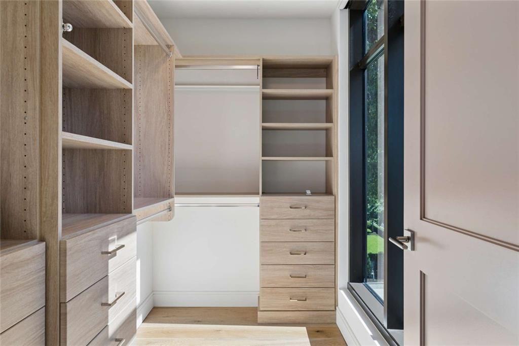 2520 Peachtree Road, Unit 603 Atlanta, GA 30305 - Photo 51 of 91 a view of walk in closet and bedroom