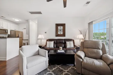 $297,500 | 4720 Brighton Village Drive, Unit A8, Nashville, TN 37211