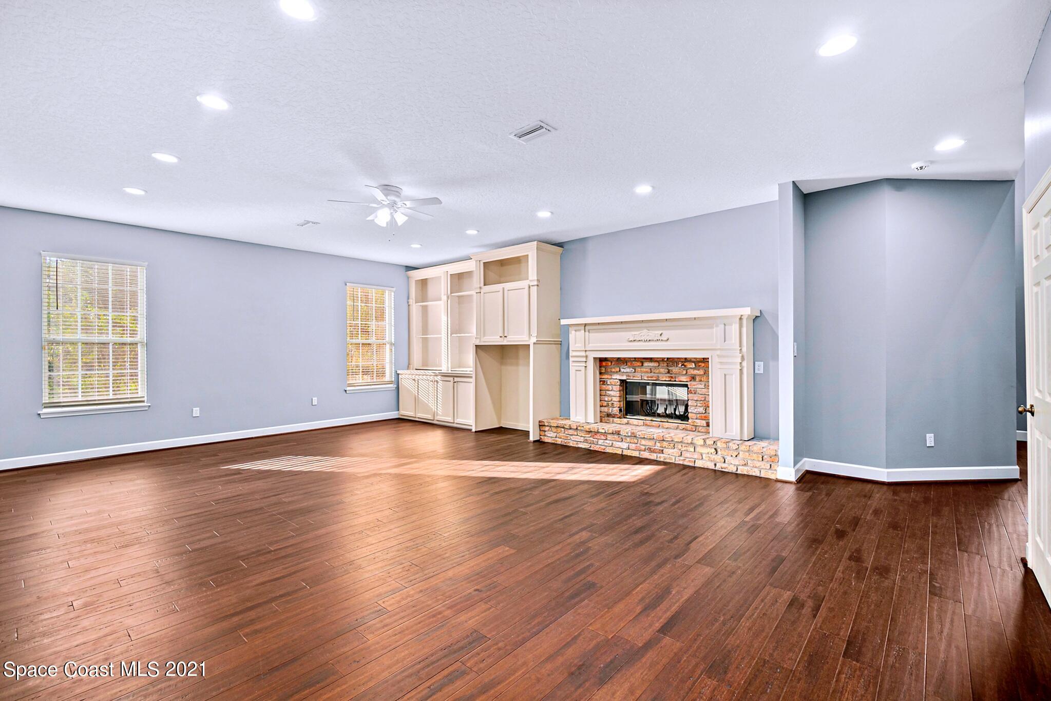 3575 James Road Cocoa, FL 32926 - Photo 34 of 82 Living Room