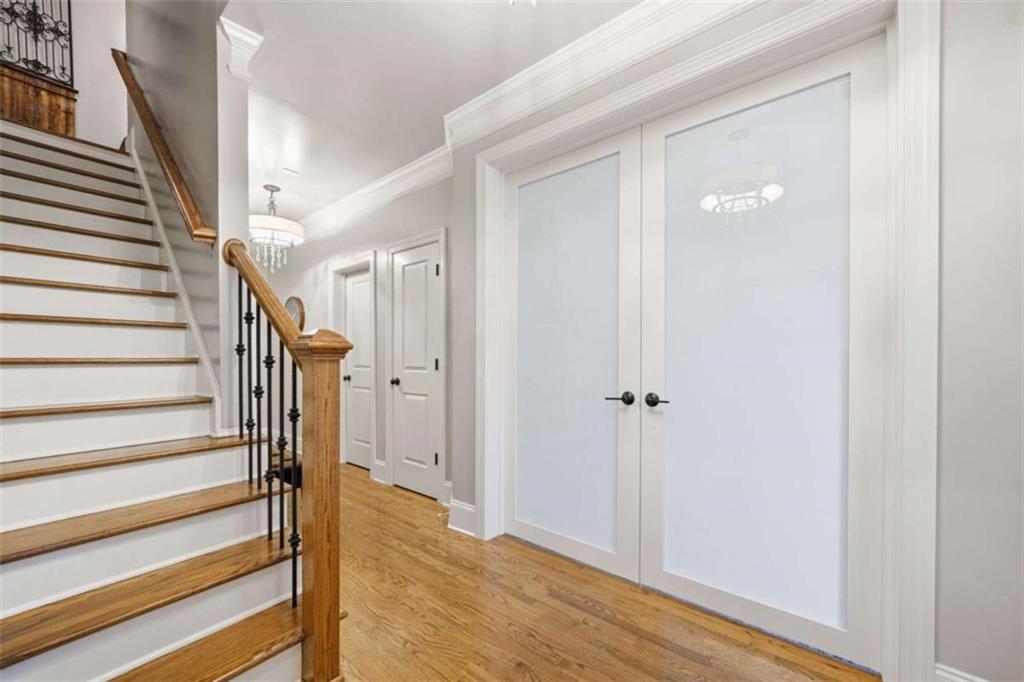 151 West Ridge Way Roswell, GA 30076 - Photo 5 of 31