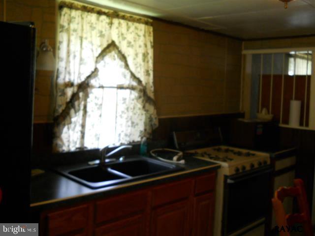 1136 Ruth Street York, PA 17408 - Photo 8 of 21 Gallery Image 8