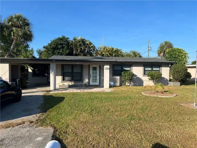 $2,000 | 156 Brooks Road, North Fort Myers, FL 33917