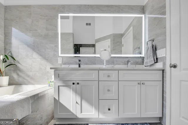 $574,000 | 12 Smokey Ridge Court, Newnan, GA 30263