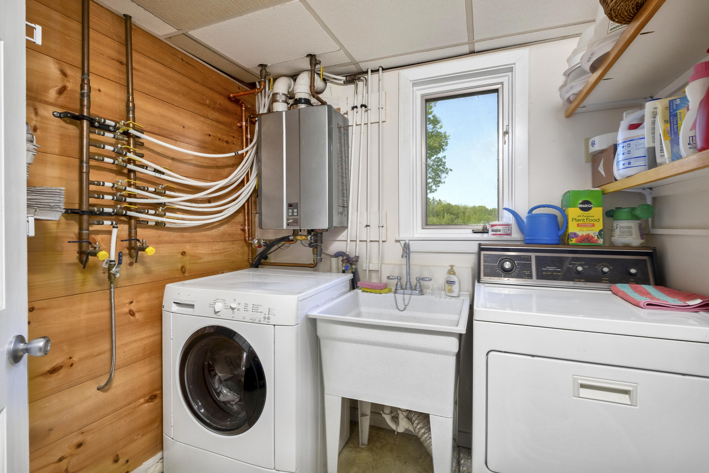 780 Butler Road Union, ME 04862 - Photo 18 of 57 Laundry