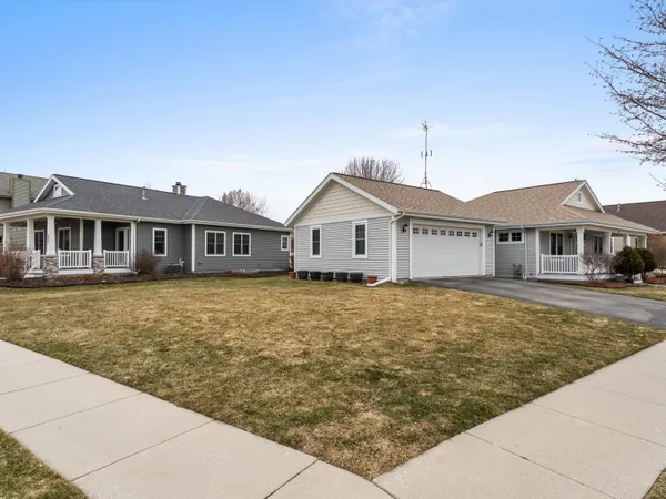 $400,000 | 468 Pickett Street, Plymouth, WI 53073